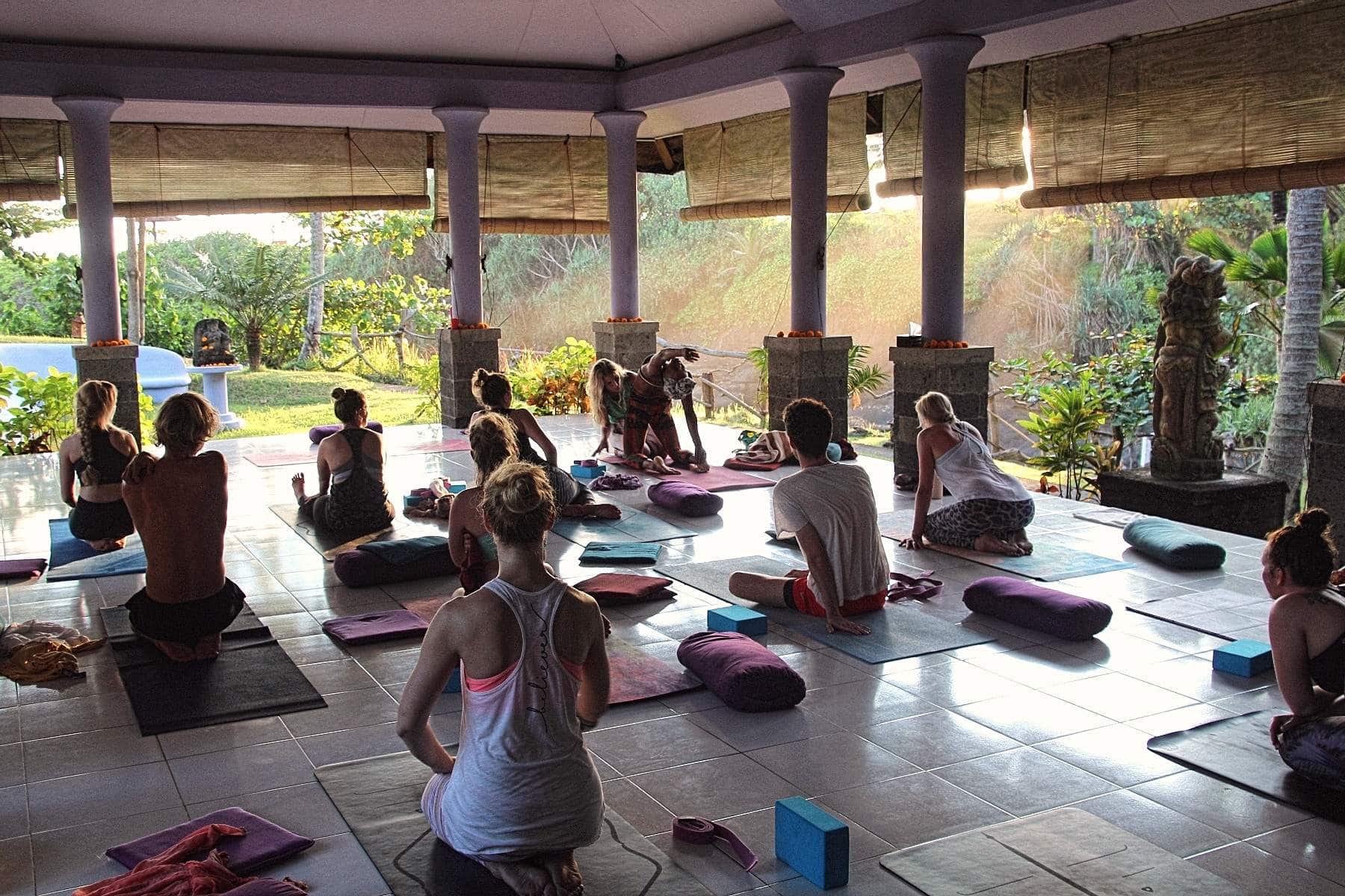 training yoga teacher bali 2020 Stunden JIVA/ANAND YOGA Yoga 200 2020 Teacher Bali Training training yoga teacher bali 2020 Stunden JIVA/ANAND YOGA Yoga 200 2020 Teacher Bali Training